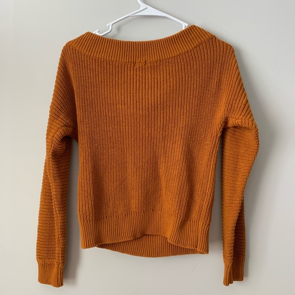 Off the shoulder sweater - Picture 4 of 4